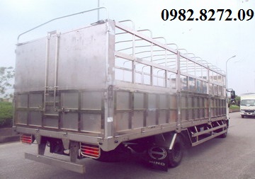 Giá xe tải hino FC 5 tấn thùng bạt dài 7,3 m